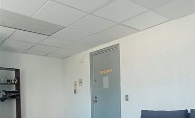 Oficina en Arriendo en Libertad con dos Norte