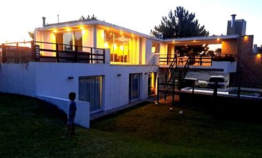 Venta Casa Costa Esmeralda 4 ambientes