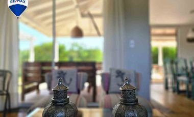 CASA VENTA COSTA ESMERALDA 5 AMBIENTES