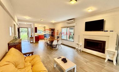 CASA VENTA EN COSTA ESMERALDA SENDEROS UNO