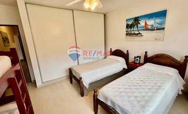 CASA VENTA EN COSTA ESMERALDA SENDEROS UNO