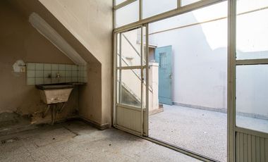 CASA DE 3 DORMITORIOS CON COCHERA Y DTO DE PASILLO