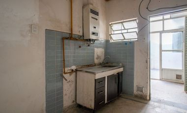 CASA DE 3 DORMITORIOS CON COCHERA Y DTO DE PASILLO