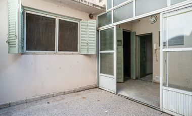 CASA DE 3 DORMITORIOS CON COCHERA Y DTO DE PASILLO