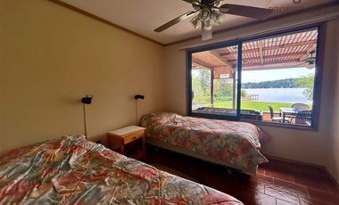 Casa en Venta en Costa de Sol Lago Rapel