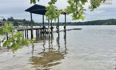 Casa en Venta en Costa de Sol Lago Rapel