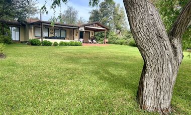 Casa en Venta en Costa de Sol Lago Rapel