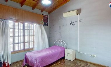 VENTA CASA 5 AMBIENTES, SARANDI (PH)