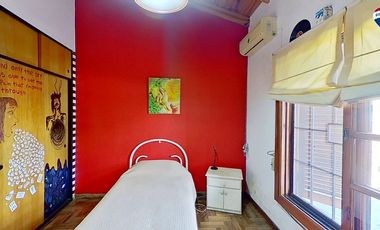 VENTA CASA 5 AMBIENTES, SARANDI (PH)