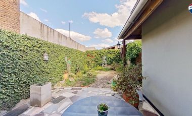 VENTA CASA 5 AMBIENTES, SARANDI (PH)