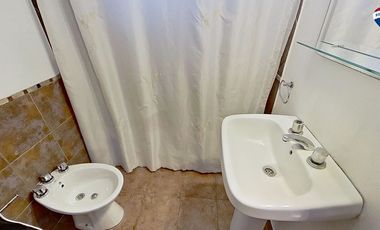 VENTA CASA 5 AMBIENTES, SARANDI (PH)