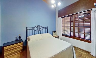 VENTA CASA 5 AMBIENTES, SARANDI (PH)