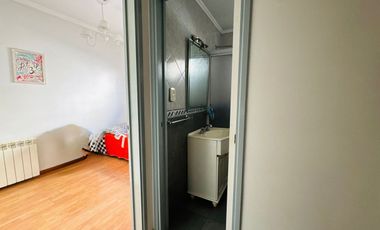 VENTA DEPARTAMENTO TRES AMBIENTES LANUS  COCHERA