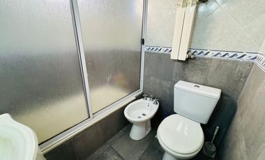 VENTA DEPARTAMENTO TRES AMBIENTES LANUS  COCHERA