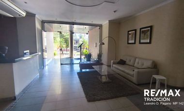 Departamento Venta 2 dorm c/coch. Microcentro Rcia