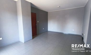 Departamento Venta 2 dorm c/coch. Microcentro Rcia