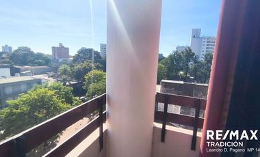 Departamento Venta 2 dorm c/coch. Microcentro Rcia