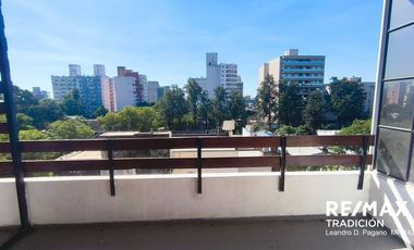 Departamento Venta 2 dorm c/coch. Microcentro Rcia