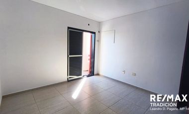Departamento Venta 2 dorm c/coch. Microcentro Rcia