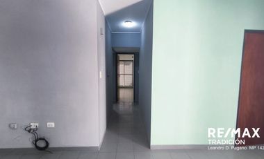 Departamento Venta 2 dorm c/coch. Microcentro Rcia