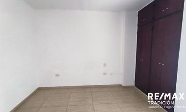 Departamento Venta 2 dorm c/coch. Microcentro Rcia