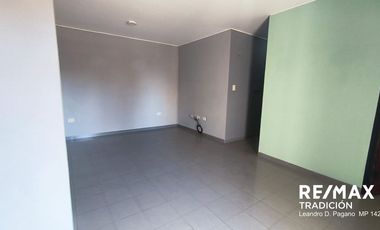 Departamento Venta 2 dorm c/coch. Microcentro Rcia