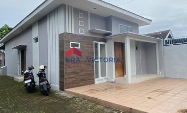 Disewakan Rumah Dekat SMPN 9 Kota Kediri