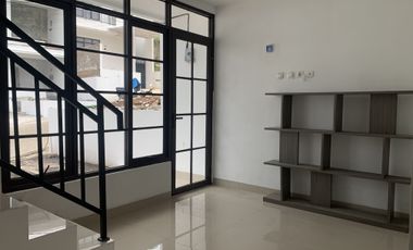 Rumah 700 jtan didekat kota bandung 2 lantai