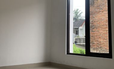 Rumah 700 jtan didekat kota bandung 2 lantai