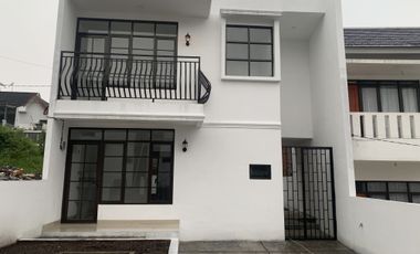 Rumah 700 jtan didekat kota bandung 2 lantai