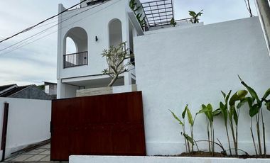 VILLA BARU MEDITTERANEAN VIEW GWK DI JIMBARAN ATAS
