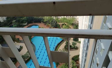 MURAH !! UNIT BARU 2 BR Apartment Springlake Summarecon Bekasi