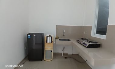 DISEWA RUMAH TAHUNAN BAGUS SIAPHUNI FURNISHED HARGA NEGO SENTUL CITY