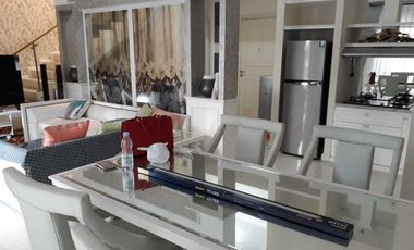 Jual Sewa Rumah Town House Riviera Mansion Waterplace Pakuwon Indah