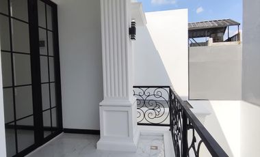 Rumah Modern Classic Dalam Cluster Jagakarsa Jakarta Selatan