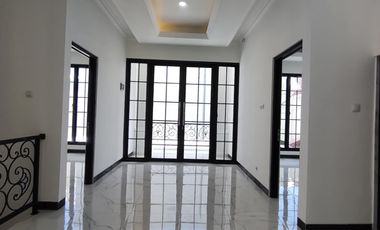 Rumah Modern Classic Dalam Cluster Jagakarsa Jakarta Selatan
