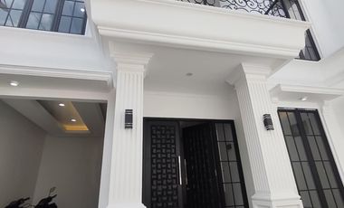 Rumah Modern Classic Dalam Cluster Jagakarsa Jakarta Selatan