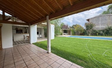 Venta casa B° Los Castaños Chacras de Coria