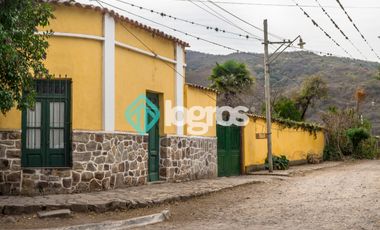 Casa en venta con cochera en La Caldera, Salta