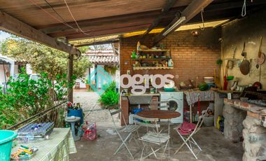 Casa en venta con cochera en La Caldera, Salta