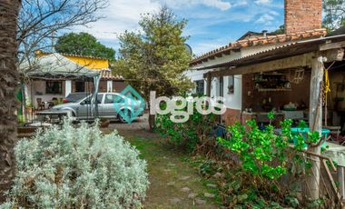 Casa en venta con cochera en La Caldera, Salta