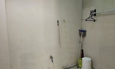 Disewakan townhouse lantai dasar Furnished kamar mandi 2 di lippo vill