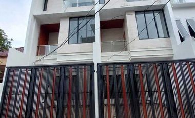 Rumah dijual di RW 09, Jelambar, Grogol Petamburan, Jakarta Barat, Daerah Khusus Ibukota Jakarta