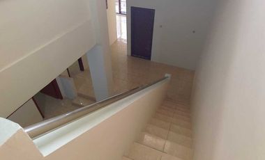 Disewakan Rumah Bagus Bersih Siap Huni Jl. Ngagel Mulyo XVI, Surabaya