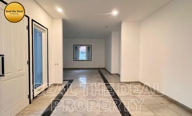 Disewakan Rumah Luas Di Kebayoran Baru Jakarta Selatan STD612