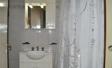 CASA EN VENTA LOMAS DE ZAMORA CON JARDIN Y GALPON