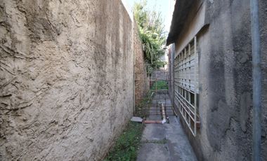 Casa en venta 4 ambientes con parque Luis Guillón