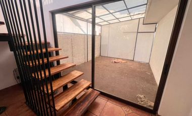 Local comercial en arriendo en VITACURA