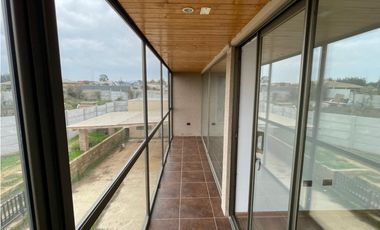 ARRIENDO CON O SIN COMPROMISO COMPRA / QUILPUE / 4D 3B 5E