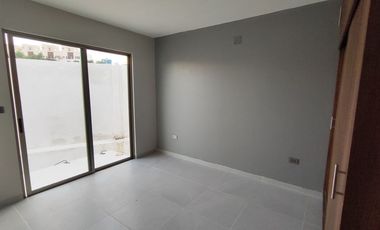 Preventa de casa nueva de 3 recamaras con alberca en residencial Terra Rio, Santa Fe, Xohitepec, Mor.